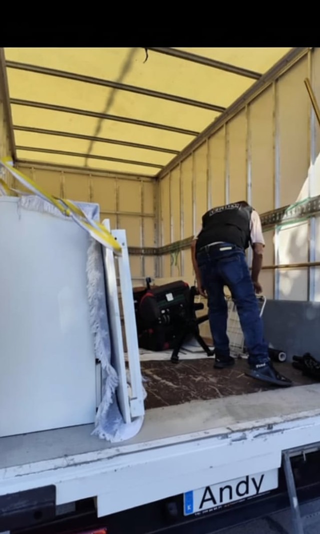 Imagen de galería 3 - Mudanzas ANDY